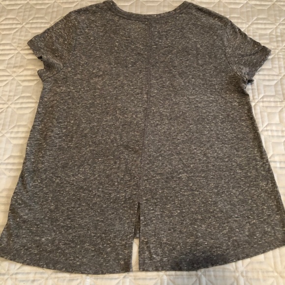 Heart to Blue Smiley Face Sequin Tee fits like Ladies Small - Picture 3 of 7